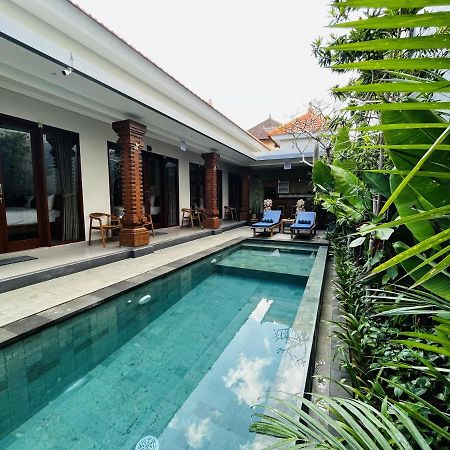 Cecillia Guesthouse Canggu Extérieur photo